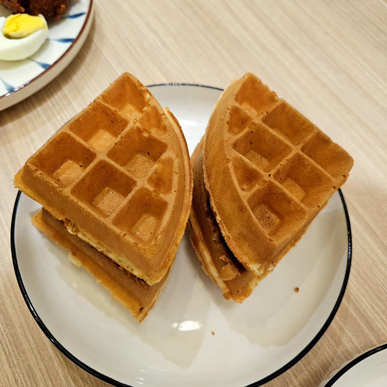 Nine Oasis Cafe & Restaurant 12